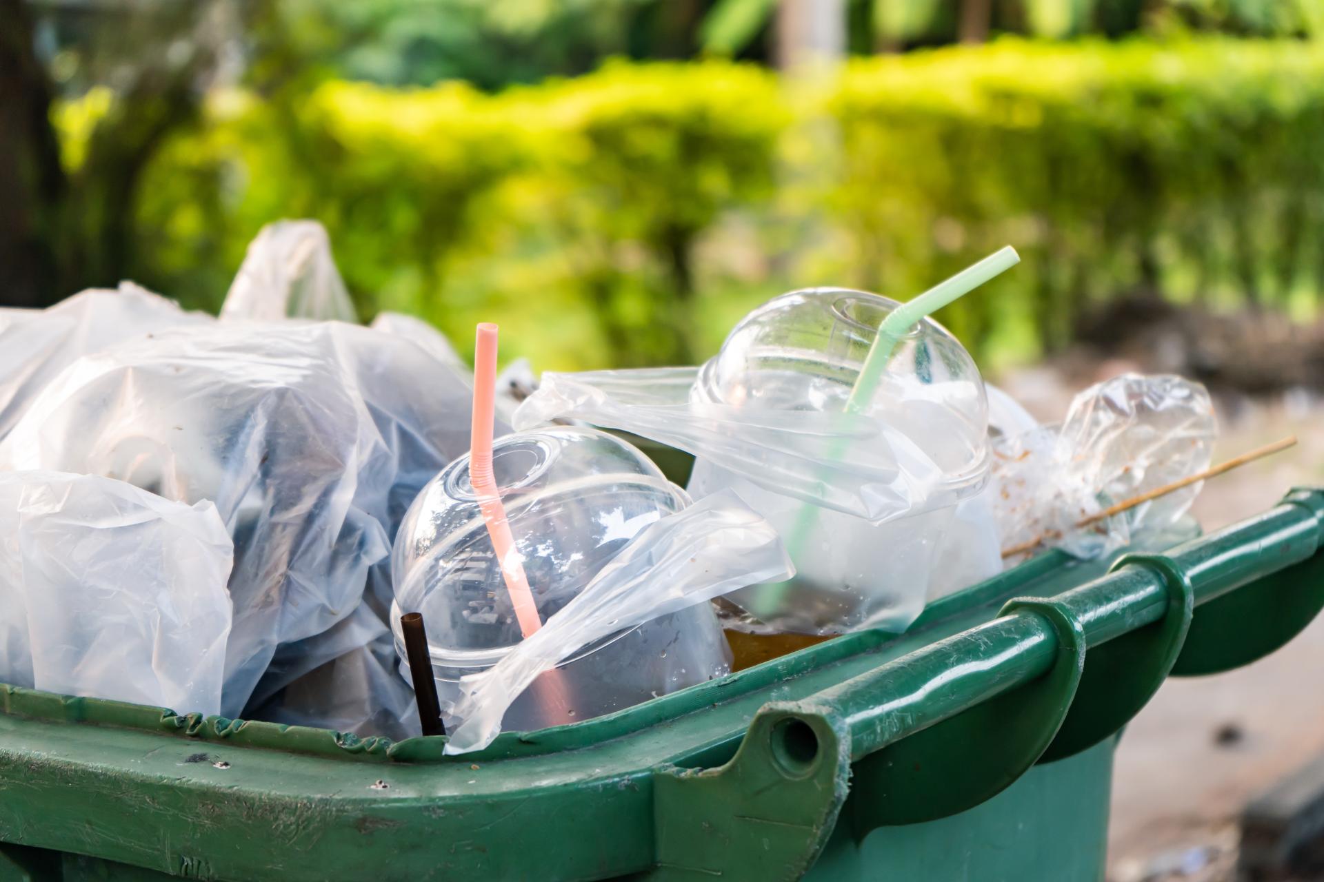 Why Businesses Should Recycle Plastic Waste