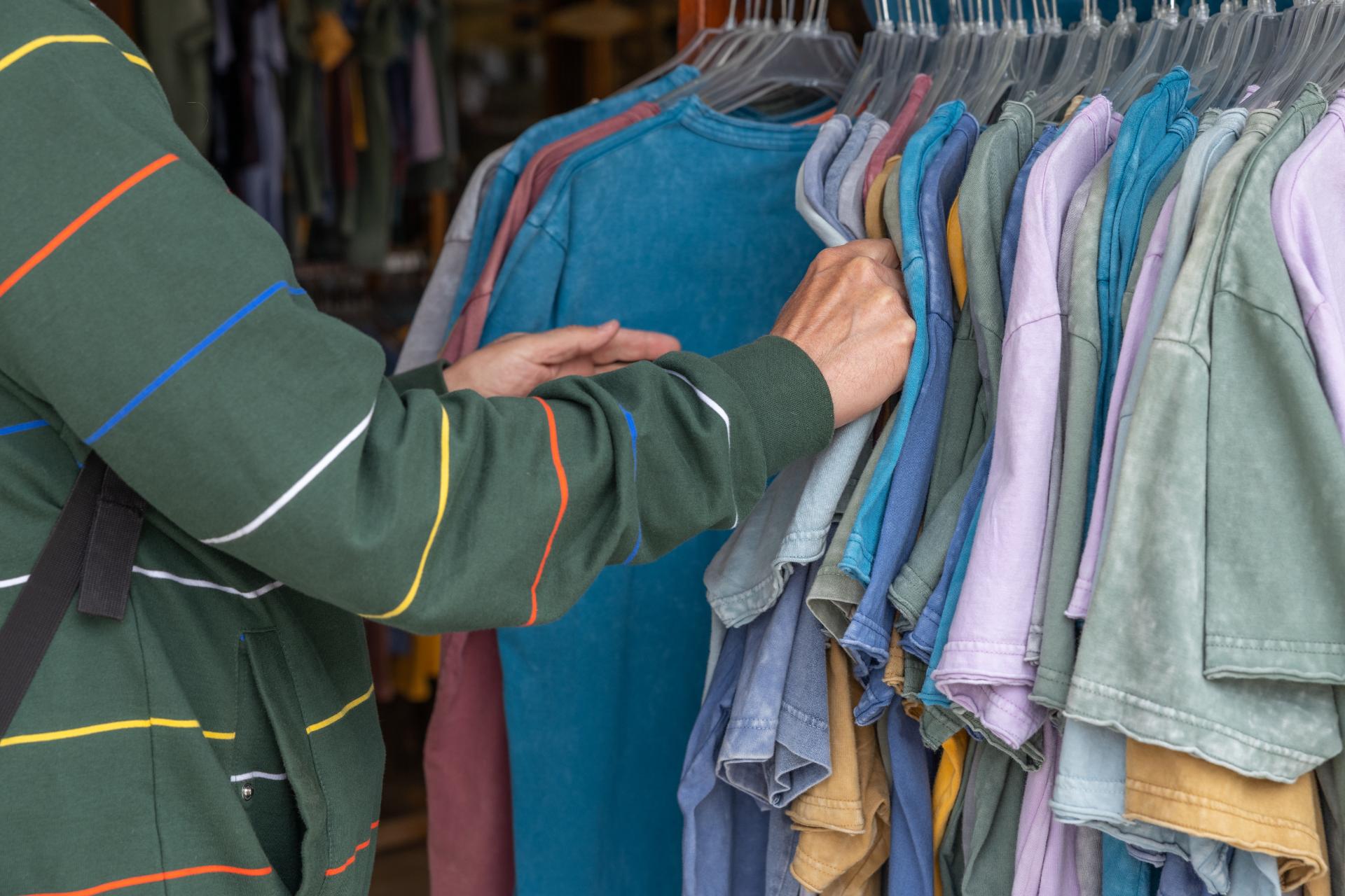 How Global Trash Solutions Helps Businesses Recycle Textiles